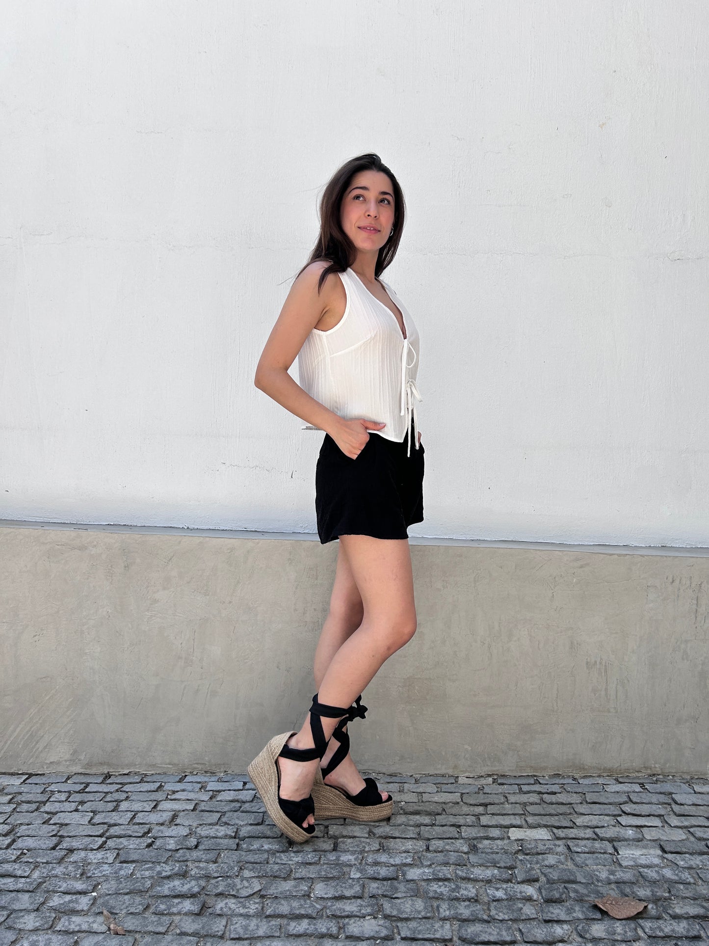 Anna Bicolor