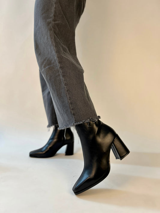 Andorra Negro